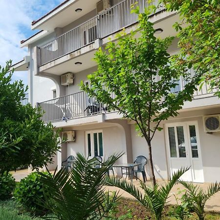 Apartments Macaso 바르 외부 사진