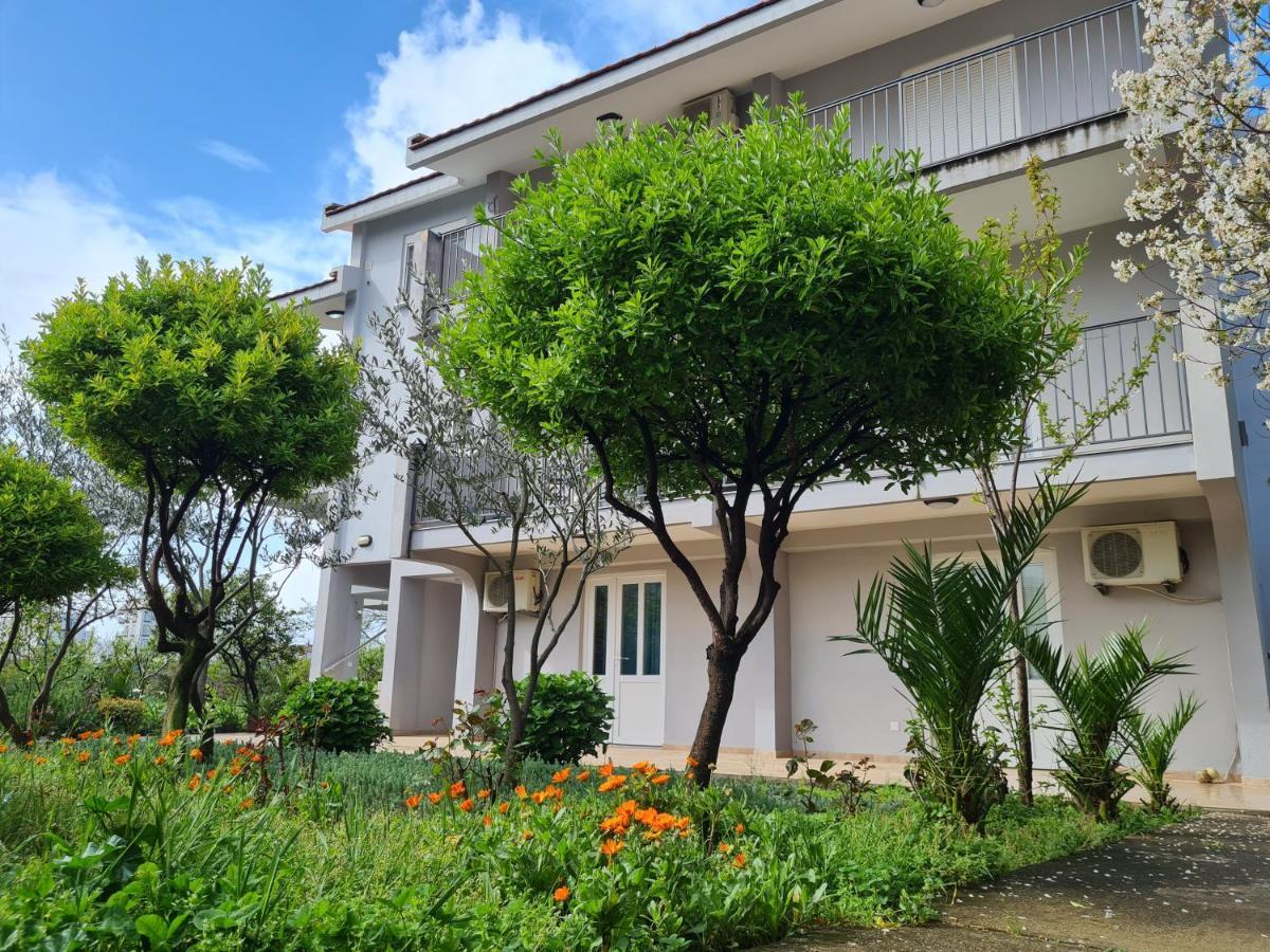 Apartments Macaso 바르 외부 사진